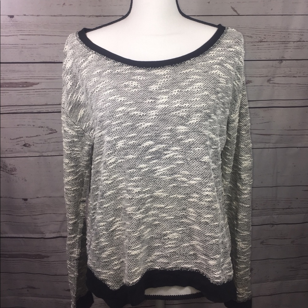 Women’s Gray Marled Knit Sweater - Classic Scoop Neck